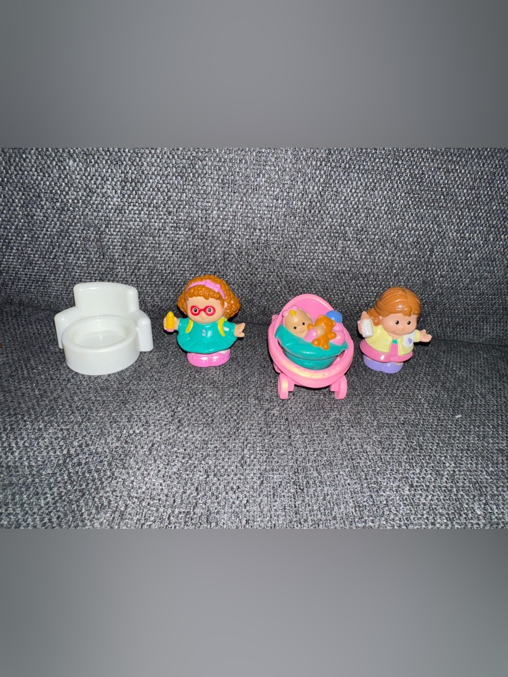 Fisher price Little people family mom baby sister big sister stroller & chair